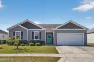 483 St Kitts Way, Winnabow, NC 28479 — 3-bedroom home in Mallory Creek Plantation, Winnabow, NC, photo 2 of 40: 483StKittsWay-2