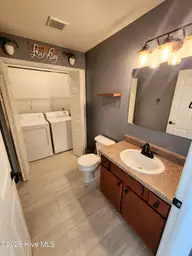 182 Kelly Circle, Hubert, NC 28539 — 2-bedroom townhome in The Villas at Creeker Town South, Hubert, NC, photo 16 of 32