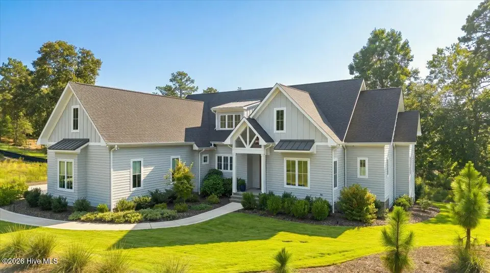 25 Honors Court, Pinehurst, NC 28374 — 6-bedroom home in CCNC, Pinehurst, NC, photo 1 of 53: nehurst, NC, 28374_LDTphotodesign