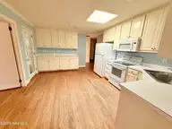 4503 Greenview Road, Trent Woods, NC 28562 — 4-bedroom home in Trent Woods, Trent Woods, NC, photo 8 of 39: Kitchen