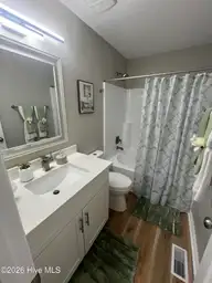 118 Murphy Drive, Archer Lodge, NC 27527 — 3-bedroom home in Green Acres, Archer Lodge, NC, photo 10 of 28: IMG_8445
