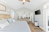 2112 Shoreline Drive, Topsail Beach, NC 28445 — 4-bedroom waterfront home in New Topsail Beach, Topsail Beach, NC, photo 20 of 73: 020_2112_shoreline_dr_-20_770