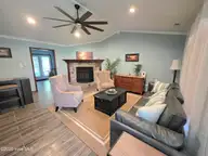 507 Fox Run Road, Jacksonville, NC 28546 — 3-bedroom home in Fox Run, Jacksonville, NC, photo 6 of 52
