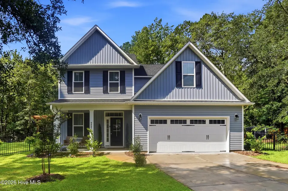 9897 Red Fox Run SE, Winnabow, NC 28479 — 5-bedroom home in Brunswick Cove, Winnabow, NC, photo 1 of 60