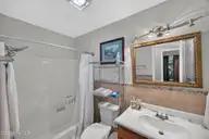 111 Dron Place, Wilmington, NC 28409 — 4-bedroom home in The Thickett, Wilmington, NC, photo 23 of 37: 111DronPlace-32