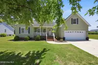 1129 Coral Reef Drive, New Bern, NC 28560 — 4-bedroom home in Fairfield Harbour, New Bern, NC, photo 10 of 62: 3-web-or-mls-0C0A6606