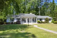 201 Camelia Drive, Washington, NC 27889 — 3-bedroom home in Macswoods, Washington, NC, photo 6 of 48: 12-web-or-mls-IMG_0001