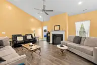 715 Greenwich Place, Richlands, NC 28574 — 4-bedroom home in Waverly Place, Richlands, NC, photo 6 of 38: 715_greenwich_pl_007