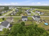 284 E Ivybridge Drive, Hubert, NC 28539 — 3-bedroom waterfront home in Kingsbridge II, Hubert, NC, photo 18 of 55