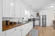 1041 Highway 101, Beaufort, NC 28516 — 2-bedroom home, Beaufort, NC, photo 8 of 47: Kitchen