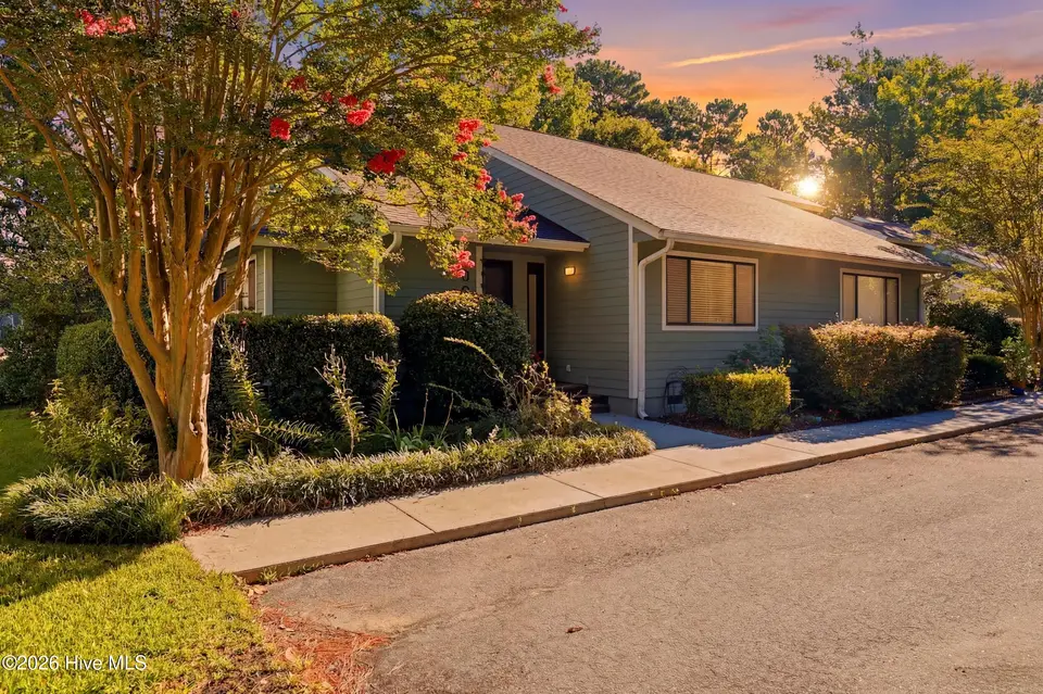 301 Crooked Creek Road, Wilmington, NC 28409 — 3-bedroom waterfront townhome in Crooked Creek, Wilmington, NC, photo 1 of 68