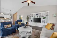 421 Island End Court, Wilmington, NC 28412 — 4-bedroom home in Willow Glen, Wilmington, NC, photo 19 of 45