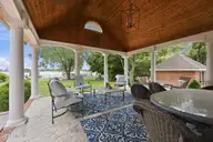 932 Small Drive, Elizabeth City, NC 27909 — 4-bedroom waterfront home in Newbegun Land, Elizabeth City, NC, photo 5 of 64: 59-web-or-mls-IMG_7391