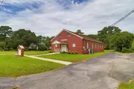 2101 S Lakeview Drive, Newport, NC 28570 — home, Newport, NC, photo 1 of 40: 2101 S Lakeview Drive