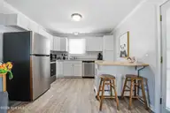 5427 Dove Drive SW, Ocean Isle Beach, NC 28469 — 1-bedroom manufactured home in Shan-gri-la, Ocean Isle Beach, NC, photo 7 of 35