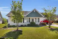 107 Craftsman Drive, New Bern, NC 28562 — 3-bedroom waterfront home in Craeberne Forest, New Bern, NC, photo 8 of 44: 107 Craftsman Drive, New Bern, NC 28562