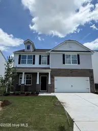 1516 Stone Wood Drive, Winterville, NC 28590 — 4-bedroom home in Ridgewood Farms, Winterville, NC, photo 1 of 33: 1516 Stone Wood Dr