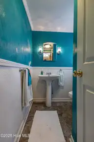 414 E 2nd Street, Washington, NC 27889 — 3-bedroom home in Historic District, Washington, NC, photo 17 of 29: IMG_9224