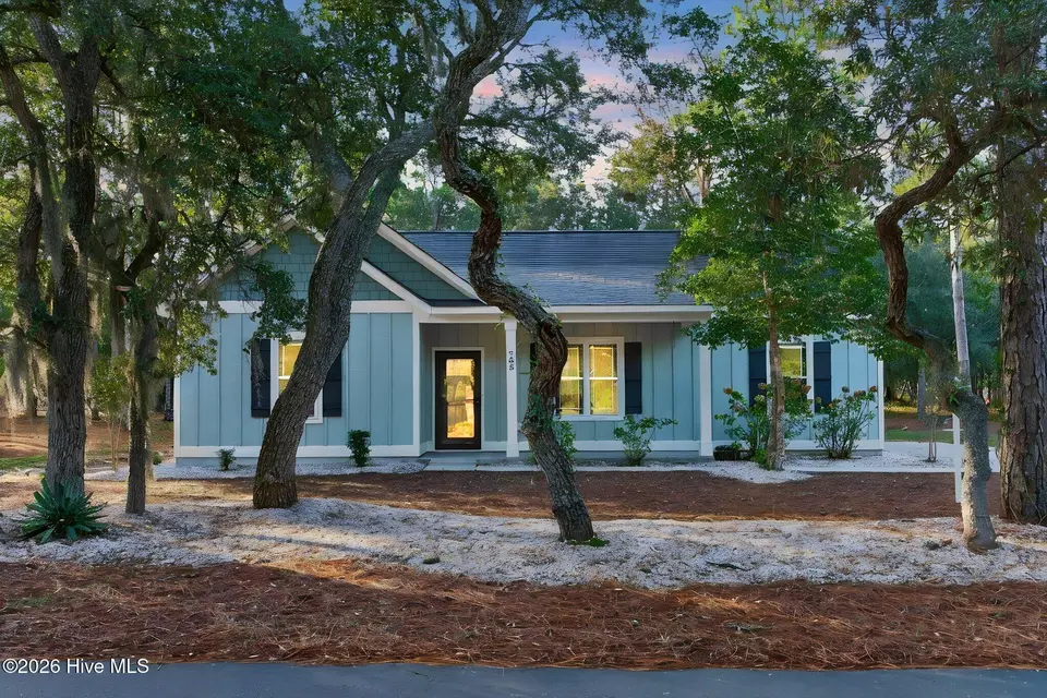 785 Folly Drive SE, Bolivia, NC 28422 — 3-bedroom home in River Run Plantation, Bolivia, NC, photo 1 of 54: https---www.kahunaphoto.com--46 day to d