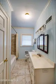 120 W 12th Street, Washington, NC 27889 — 2-bedroom home, Washington, NC, photo 16 of 29: IMG_7515HDR