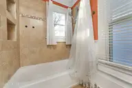 813 N Craven Street, New Bern, NC 28560 — 2-bedroom home, New Bern, NC, photo 16 of 39: 813 N Craven Street, New Bern, NC 28560