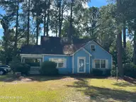 322 E Cavenaugh Street, Wallace, NC 28466 — 3-bedroom home, Wallace, NC, photo 14 of 15: IMG_6755