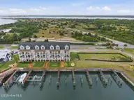 200 Olde Towne Yacht Club Drive 50, Beaufort, NC 28516 — 4-bedroom waterfront townhome in Inlet Cove Townhomes, Beaufort, NC, photo 9 of 53: 8-web-or-mls-DJI_20260707103052_0008_D