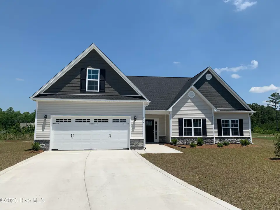 774 Secession Lane, Jacksonville, NC 28546 — 3-bedroom home in Stateside, Jacksonville, NC, photo 1 of 35: IMG_0926