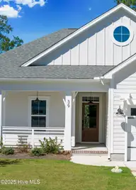39 Streambed Way, Hampstead, NC 28443 — 3-bedroom home in Carolina Creek, Hampstead, NC, photo 5 of 36: Front Porch