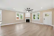 309 Shipwreck Lane, Emerald Isle, NC 28594 — 4-bedroom home in Spinnakers Reach, Emerald Isle, NC, photo 14 of 45: Living Room