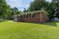 314 Cardinal Road, Jacksonville, NC 28546 — 3-bedroom home in Cardinal Village, Jacksonville, NC, photo 5 of 43: 314 Cardinal-4