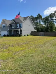 122 Ballantine Grove Lane, Newport, NC 28570 — 4-bedroom home in Ballantine Grove, Newport, NC, photo 2 of 21: IMG_9230 2