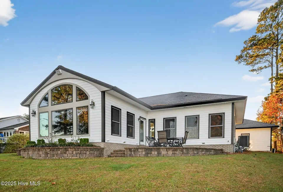 167 Brookshire Drive, Bath, NC 27808 — 4-bedroom home in Brookshire Estates, Bath, NC, photo 1 of 39: 01_167_Brookshire_Drive_Bath_NC_27808_-E