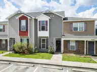 429 Caldwell Loop, Jacksonville, NC 28546 — 2-bedroom townhome in Carolina Forest, Jacksonville, NC, photo 4 of 36: mls-DJI_0459