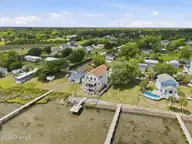 103 Waterfront Avenue, Newport, NC 28570 — 3-bedroom waterfront home, Newport, NC, photo 16 of 79: Neighborhood