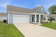 2017 Bogue Lane, New Bern, NC 28562 — 3-bedroom home in Belle Oaks, New Bern, NC, photo 3 of 45: 4-web-or-mls-0C0A9447
