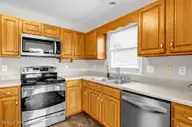 104 Sidney Lane, Jacksonville, NC 28540 — 3-bedroom home in Williamsburg Plantation, Jacksonville, NC, photo 21 of 40
