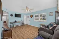 201 Southwold Drive, Wilmington, NC 28409 — 3-bedroom home in Waterford Place, Wilmington, NC, photo 3 of 21
