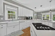 6927 Finian Drive, Wilmington, NC 28409 — 4-bedroom home in Windward Oaks, Wilmington, NC, photo 15 of 58