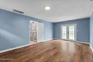 100 W Cameron Court, Jacksonville, NC 28546 — 4-bedroom home in Brynn Marr, Jacksonville, NC, photo 17 of 28