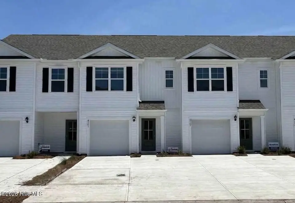 4340 Majesty Drive Unit 358, Castle Hayne, NC 28429 — 3-bedroom townhome in Sidbury Station, Castle Hayne, NC, photo 1 of 36