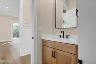 155 Everett Park Trail, Holly Ridge, NC 28445 — 3-bedroom waterfront home in Summerhouse On Everett Bay, Holly Ridge, NC, photo 20 of 39: Powder Bath