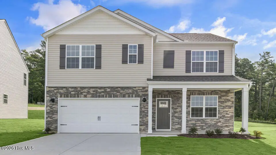 1031 Misty Creek Drive, Aberdeen, NC 28315 — 5-bedroom home in Collinswood, Aberdeen, NC, photo 1 of 37: Hayden K