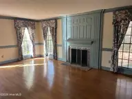 113 Palmer Place, Washington, NC 27889 — 4-bedroom home in Smallwood, Washington, NC, photo 7 of 70: IMG_1528