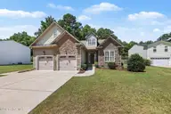 143 Fawnbrook Drive, Four Oaks, NC 27524 — 4-bedroom home, Four Oaks, NC, photo 3 of 37: 003_file_4225