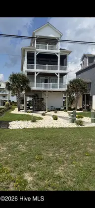 116 Scotch Bonnett Circle, North Topsail Beach, NC 28460 — 4-bedroom waterfront home in Scotch Bonnet Soundside, North Topsail Beach, NC, photo 1 of 2