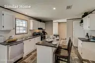 463 N Lee Avenue, Beulaville, NC 28518 — 5-bedroom home, Beulaville, NC, photo 4 of 14