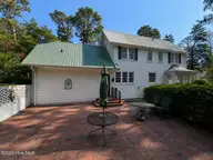 15 Mccaskill Road W, Pinehurst, NC 28374 — 4-bedroom home in Old Town, Pinehurst, NC, photo 4 of 26: 15 McCaskill Rd W