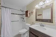 802 Black Swan Road, New Bern, NC 28560 — 2-bedroom waterfront home in Fairfield Harbour, New Bern, NC, photo 22 of 57: 25-web-or-mls-0C0A0964