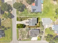 5106 E Yacht Drive, Oak Island, NC 28465 — 4-bedroom home, Oak Island, NC, photo 4 of 51